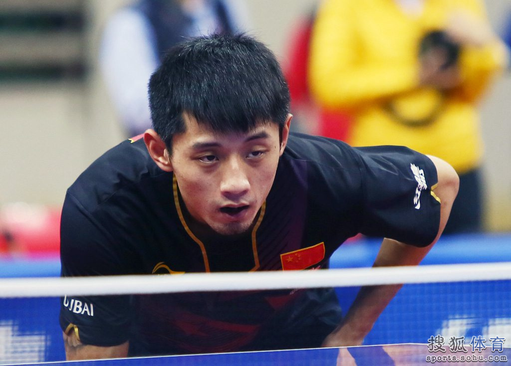 高清:中国男乒热身赛 马龙两连胜张继科有缺憾 高清:中国男乒热身赛 马龙两连胜张继科有缺憾