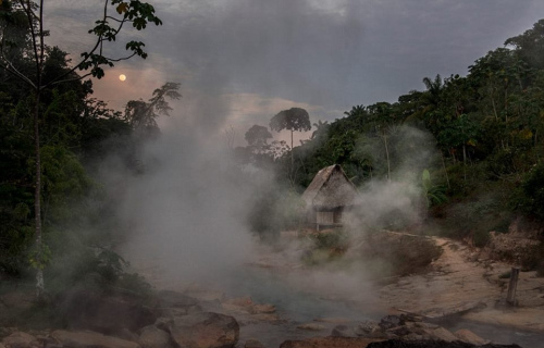 地理学家在亚马逊发现神秘河 河水终年沸腾(组图)
