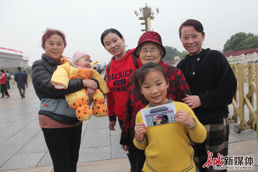 “十九大时间”的北京街头：百姓对未来生活充满期待