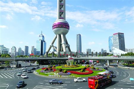 【十九大时光】申城处处花锦簇 寄语声声传祝愿-国际在线