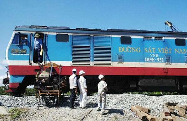 越南铁路正在对火车厢进行投资升级.