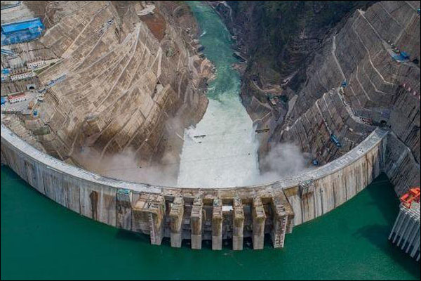 สถานีกำเนิดไฟฟ้าพลังน้ำไป๋เฮ่อทันเริ่มใช้งานอย่างเป็นทางการแล้ว_fororder_20210628bhtsdz1