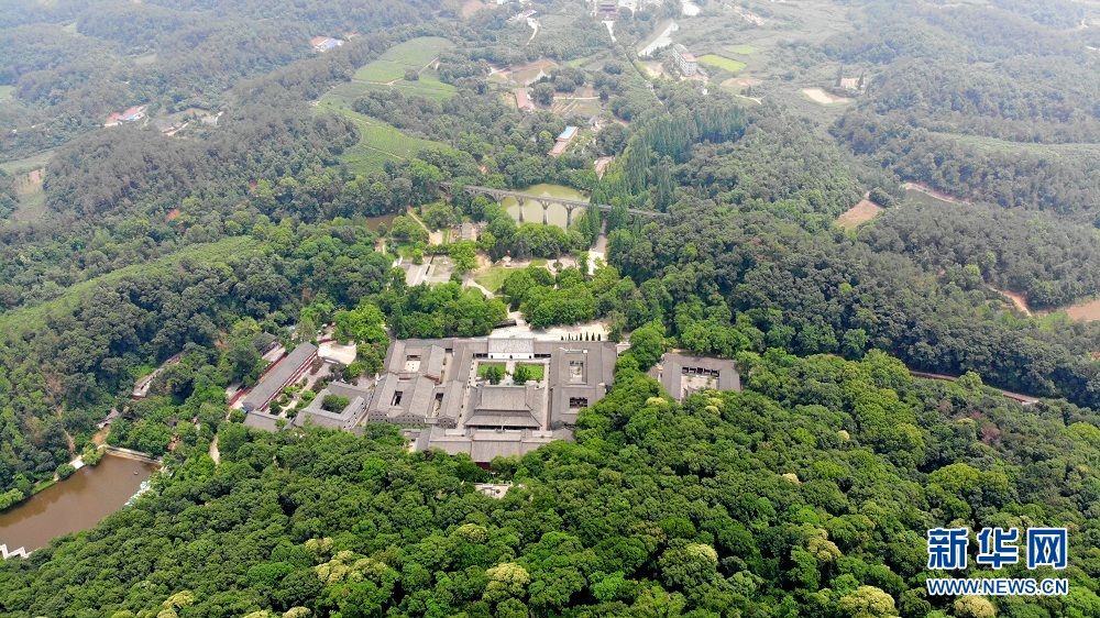 航拍湖北當陽玉泉寺