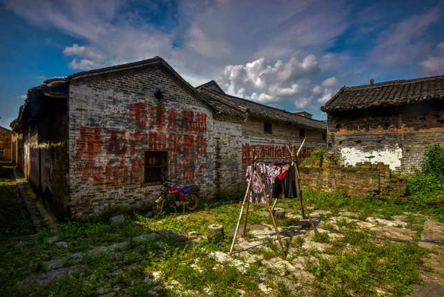 广西桂林东寨：家家户户都有标语的“红色村庄”