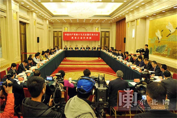 【龍江要聞】黑龍江省代表團討論黨的十九大報告　向中外記者開放