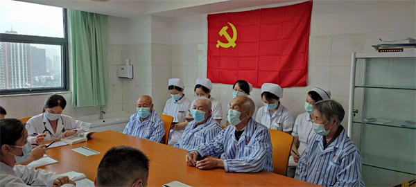92岁老党员患者走进荆门市第一人民医院“红色”课堂_fororder_图片1