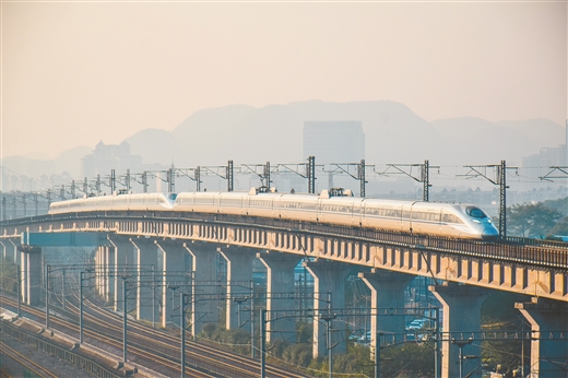 廣西鐵路7月1日起實行暑期高峰運行圖