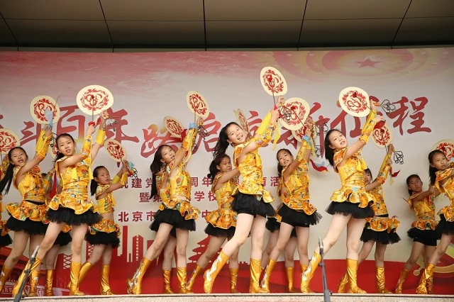 北京市第八十中学枣营分校第六届文化节举行