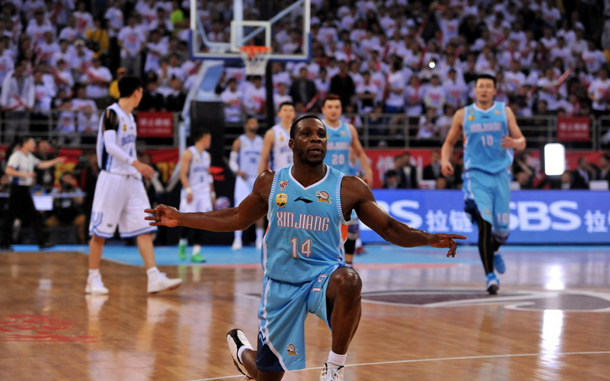 揭CBA最"魔鬼"主场 京骂+软硬暴力滋生地