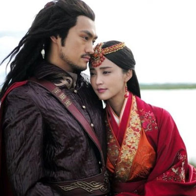 张歆艺谈男友袁弘：他上辈子可能是我儿子