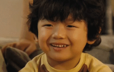 《超速绯闻》里的表情包小男孩近照曝光!盘点昔日小童星(图)