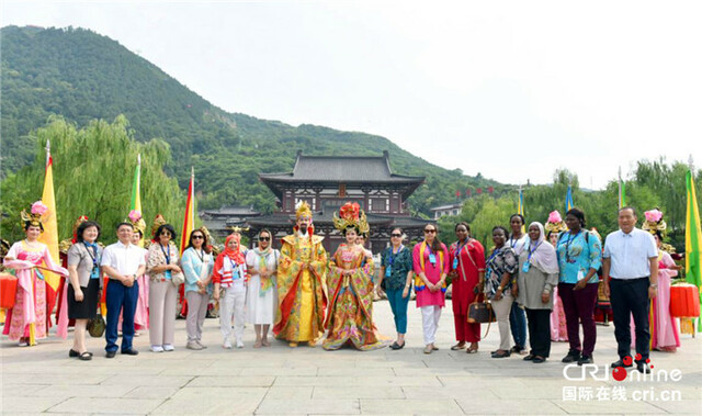 【Hi 西安】 看盛世大唐 品千古爱情——驻华大使夫人相遇华清宫_fororder_图片1