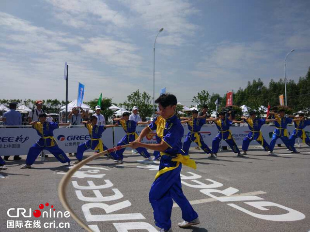 2017格力-环广西公路自行车世界巡回赛钦州-南宁段开赛