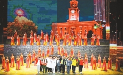 武汉市庆祝中国共产党成立100周年文艺演出举行