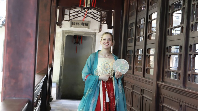 意大利视频博主瑞丽：我看到了发展中的“苏州智慧”_fororder_微信图片_20210624091044