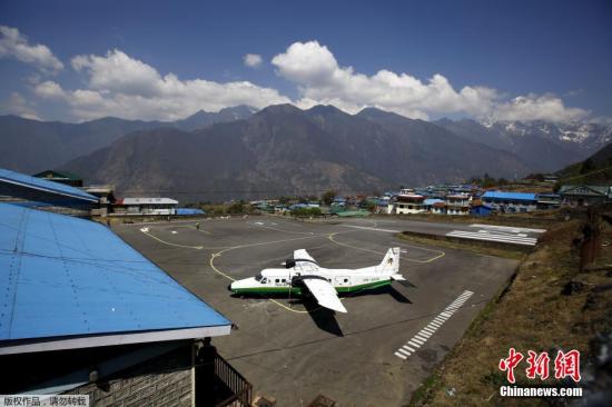 尼泊尔证实载21人客机坠毁 机上有1名香港公民