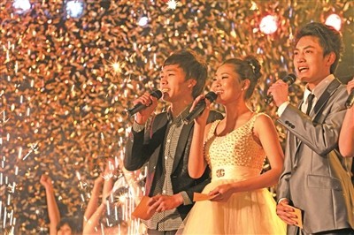 成都锦城学院：办好创业型应用型大学_fororder_学生文艺晚会 供图：成都锦城学院