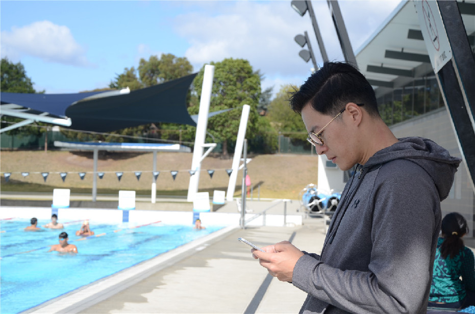 宁泽涛翻译颜值逆天 侧脸胡歌正脸吴彦祖