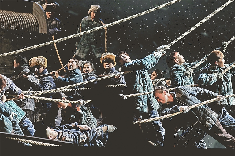 歌剧《铁人三重奏》在哈首演