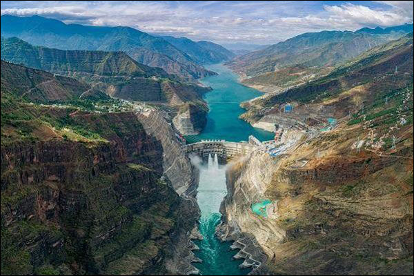 สถานีกำเนิดไฟฟ้าพลังน้ำไป๋เฮ่อทันเริ่มใช้งานอย่างเป็นทางการแล้ว_fororder_20210628bhtsdz2