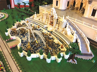 66萬塊積木重現圓明園三大景觀 模型照片網上走紅