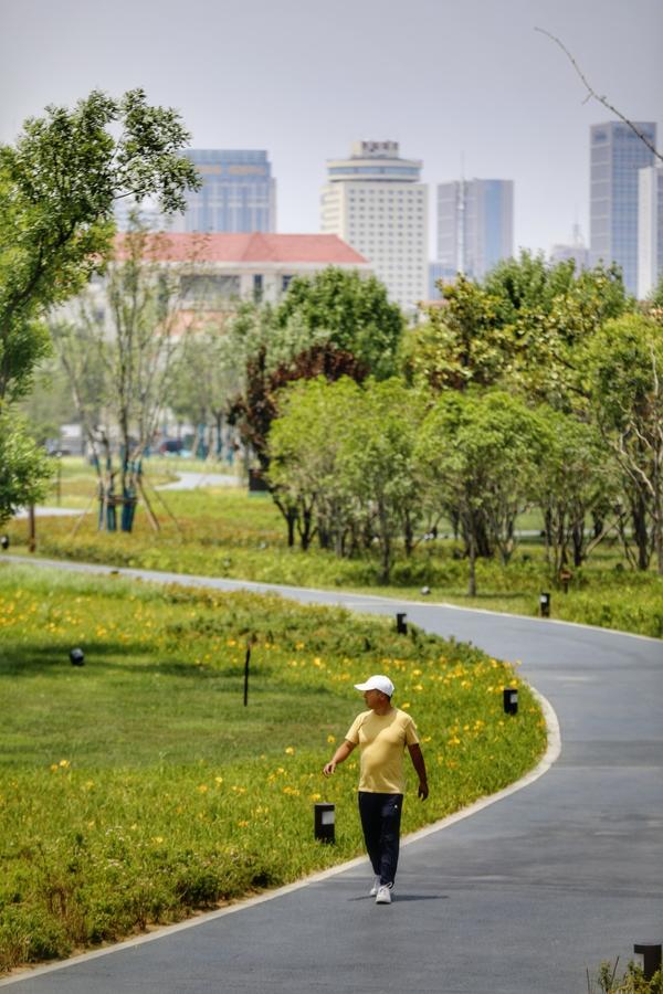 “打卡”鄭州商都遺址公園！古老與現代交相輝映