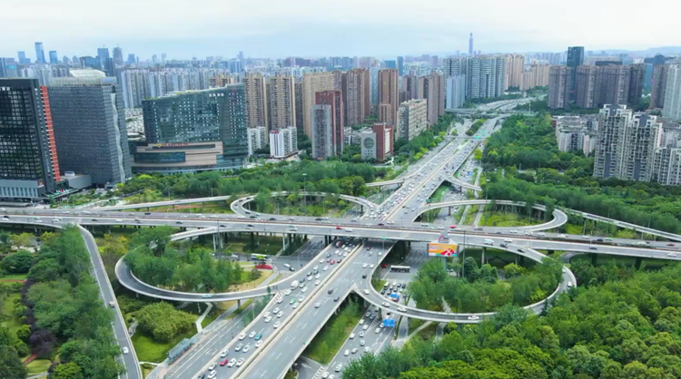 揭秘新中国第一条自主建设的铁路！丨《美术经典中的党史》邀您走近油画《开路先锋》……