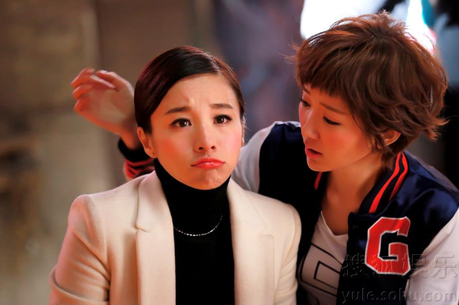 《乌鸦嘴妙女郎》热播 章龄之职场赛场齐称霸