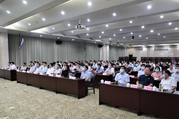 河南各界組織收看慶祝中國共産黨成立100週年大會