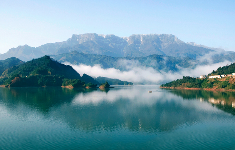 眉山洪雅：争创“两山”转化示范县 做好生态产业大文章_fororder_瓦屋山-摄影-何泽琼