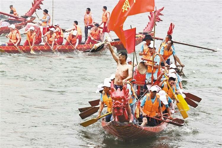 安康龙舟竞渡：汉水流域的千年文化传承