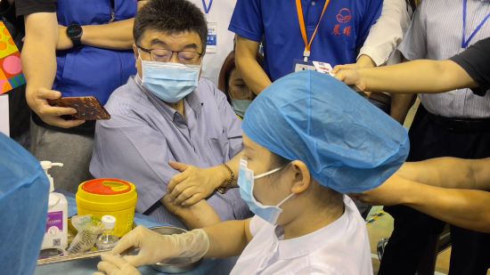 “每一个生命都值得被尊重”——台湾同胞纷纷“登陆”接种大陆新冠疫苗