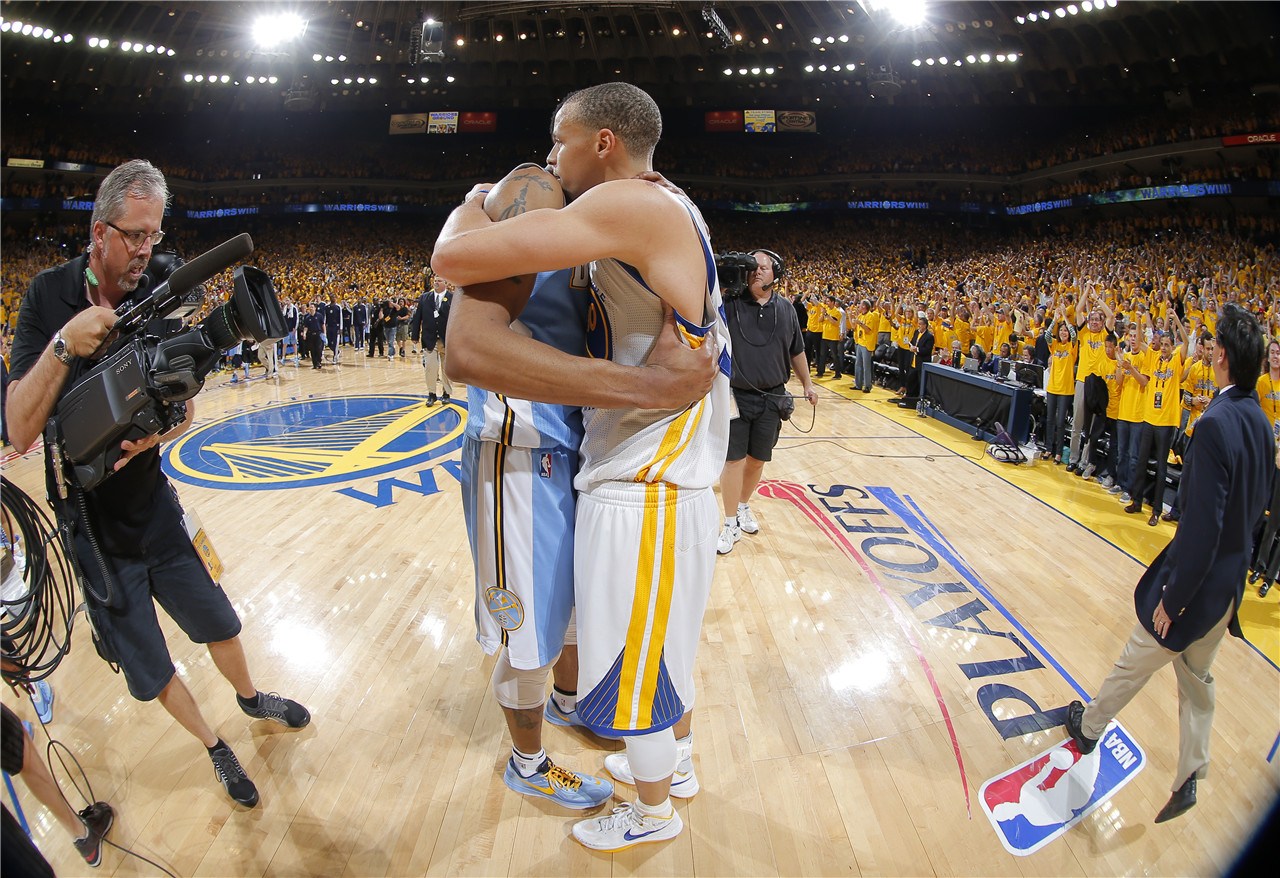 可以忘记乔丹了?库里已开创篮球新时代