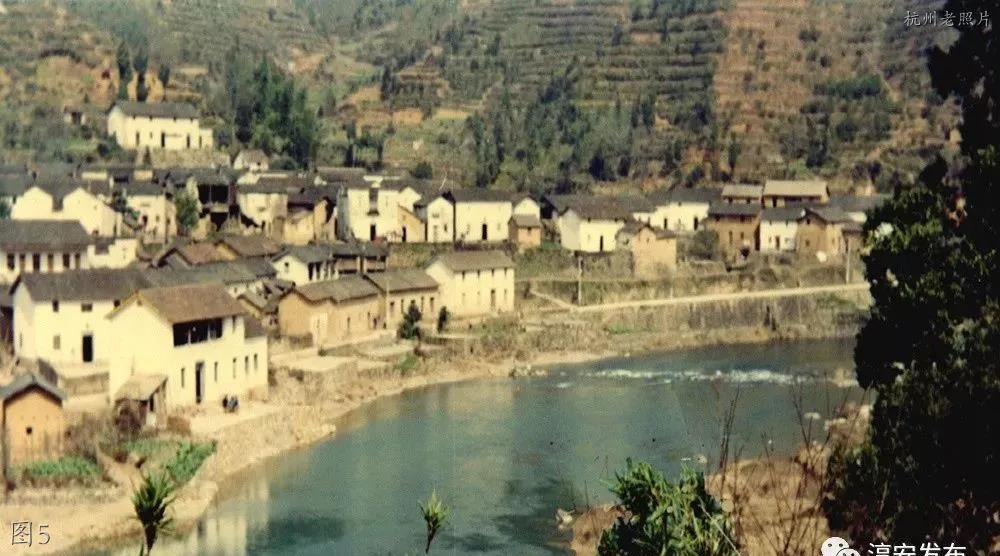 आबासमा समेटिएको सम्पन्न समाज_fororder_zhfuang3