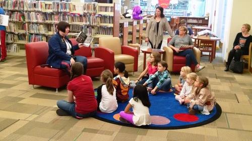 陪孩子写作业气到内伤？看英国华人家长教子良方