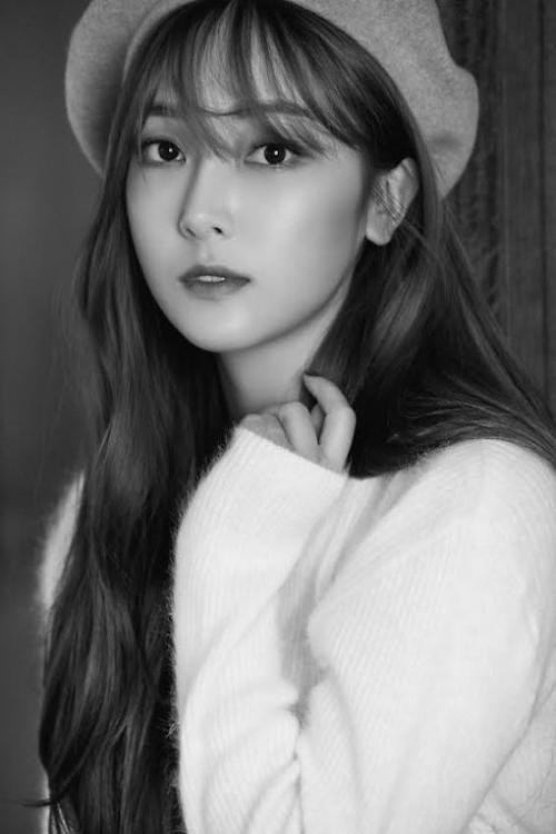 Jessica签绯闻男友权宁一公司 全面复出韩国歌坛-国际在线