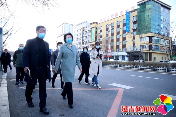 尹朝晖调研“路长制”工作开展情况