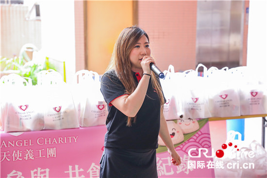 香港中国商会创会会长,阳光天使义工团发起人陈丹丹致辞