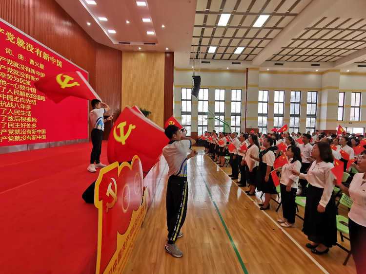 南寧興寧區結合黨史學習教育推動非遺文化進校園