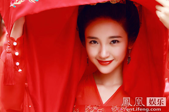 谁家的美娇娘！ 《青丘狐传说》唐艺昕红妆惊艳亮相