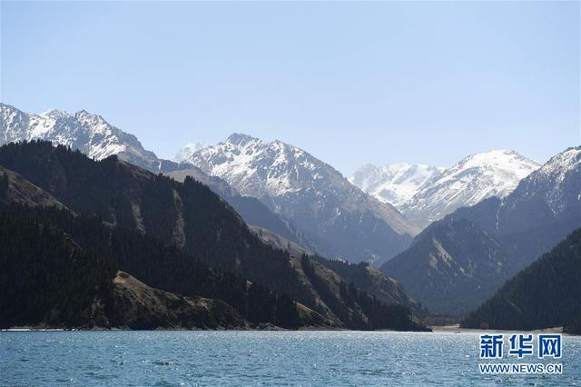 Xinjiang’da yaz sıcaklarından uzak mekanlara yoğun ilgi_fororder_dbb44aed2e738bd4e024034108ee16d0277ff921