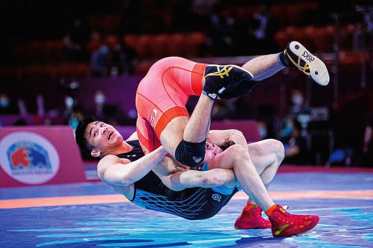 广西两名摔跤运动员将出征东京奥运会