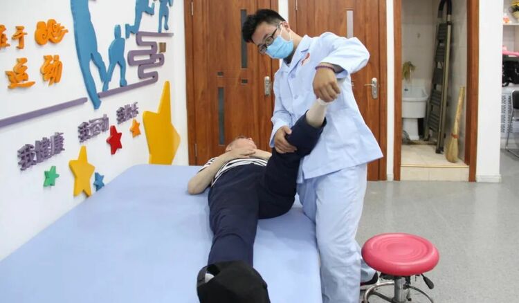 康复“零距离”哈尔滨市道外区举行水利社区助残服务站启动仪式