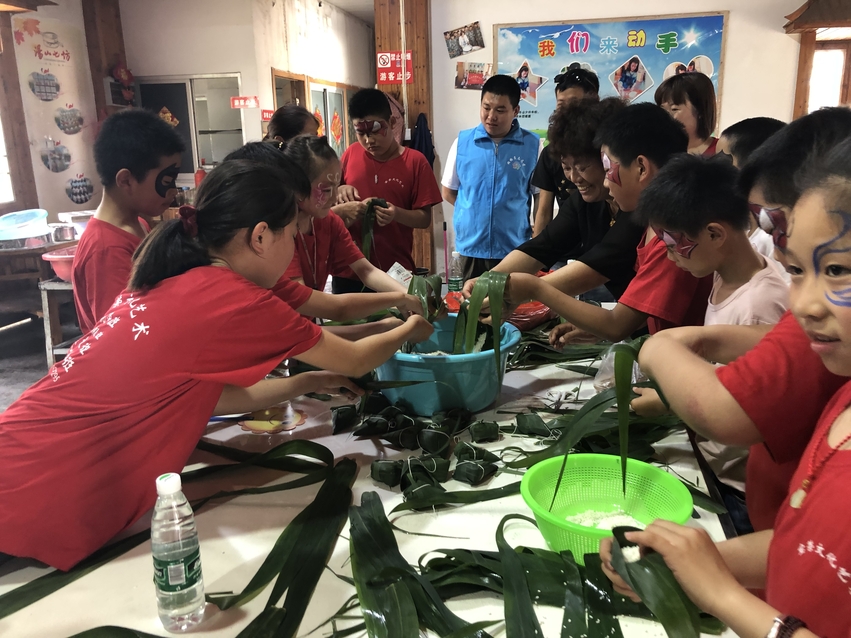 （供稿 旅遊列表 三吳大地南京 移動版）南京湯山孟墓第二屆榨油節舉辦 喚起觀眾民俗記憶（列表頁標題） 南京湯山孟墓第二屆榨油節舉辦