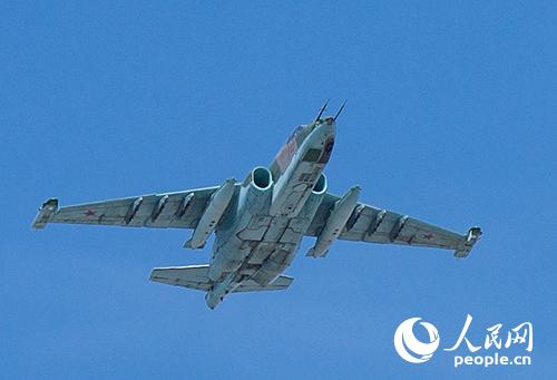 俄媒:俄一架蘇-25戰機墜毀 一名飛行員遇難