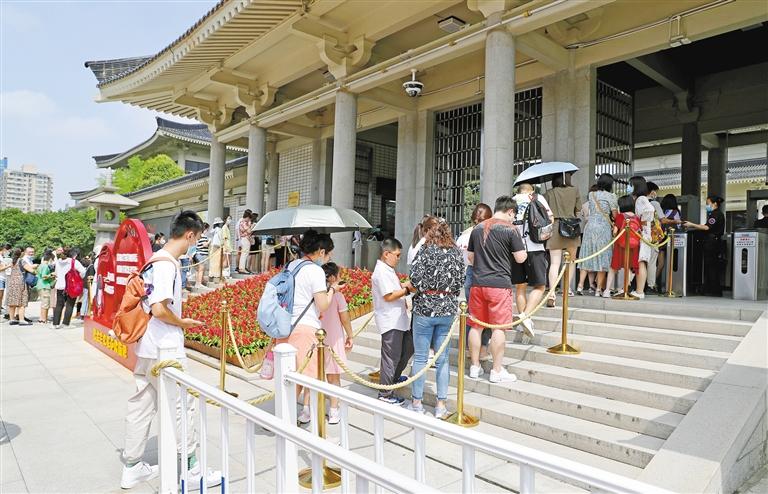 【中首 陕西】陕西历史博物馆迎来暑期参观热