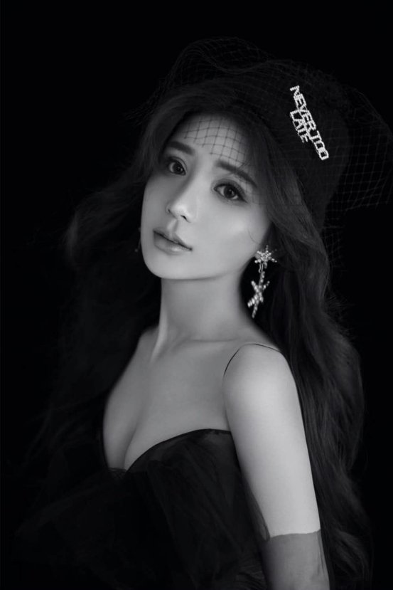 KK直播年度最佳主播花花：努力才会有回报