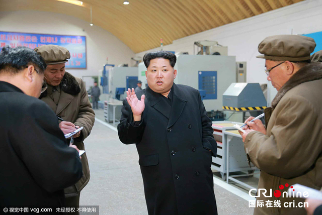 金正恩视察朝鲜导弹主要生产基地(组图)