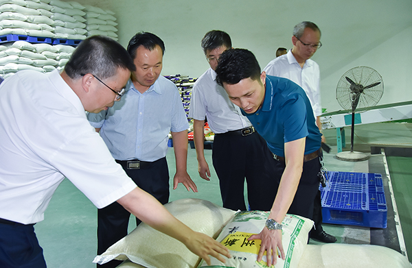 四川省督导检查组到自贡市荣县开展粮食行业安全生产督导检查