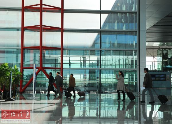 德媒赞叹北京新机场建设 完胜柏林